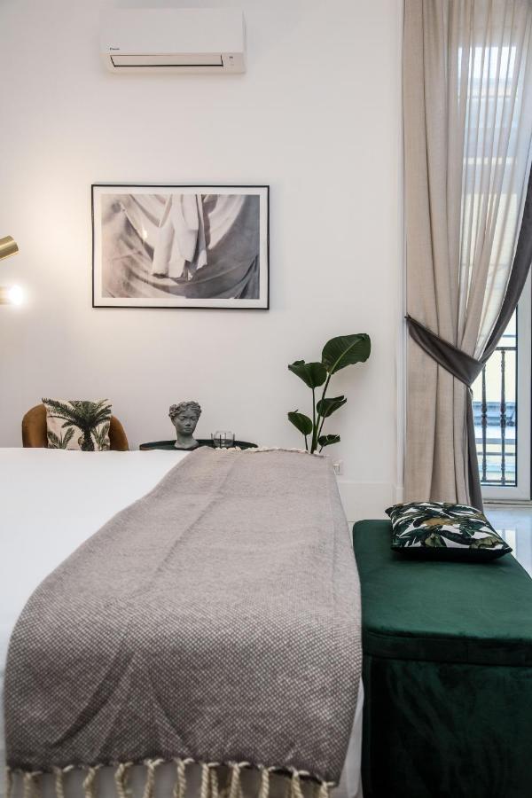 The Marble House - Luxury In - Family Appartamento Napoli