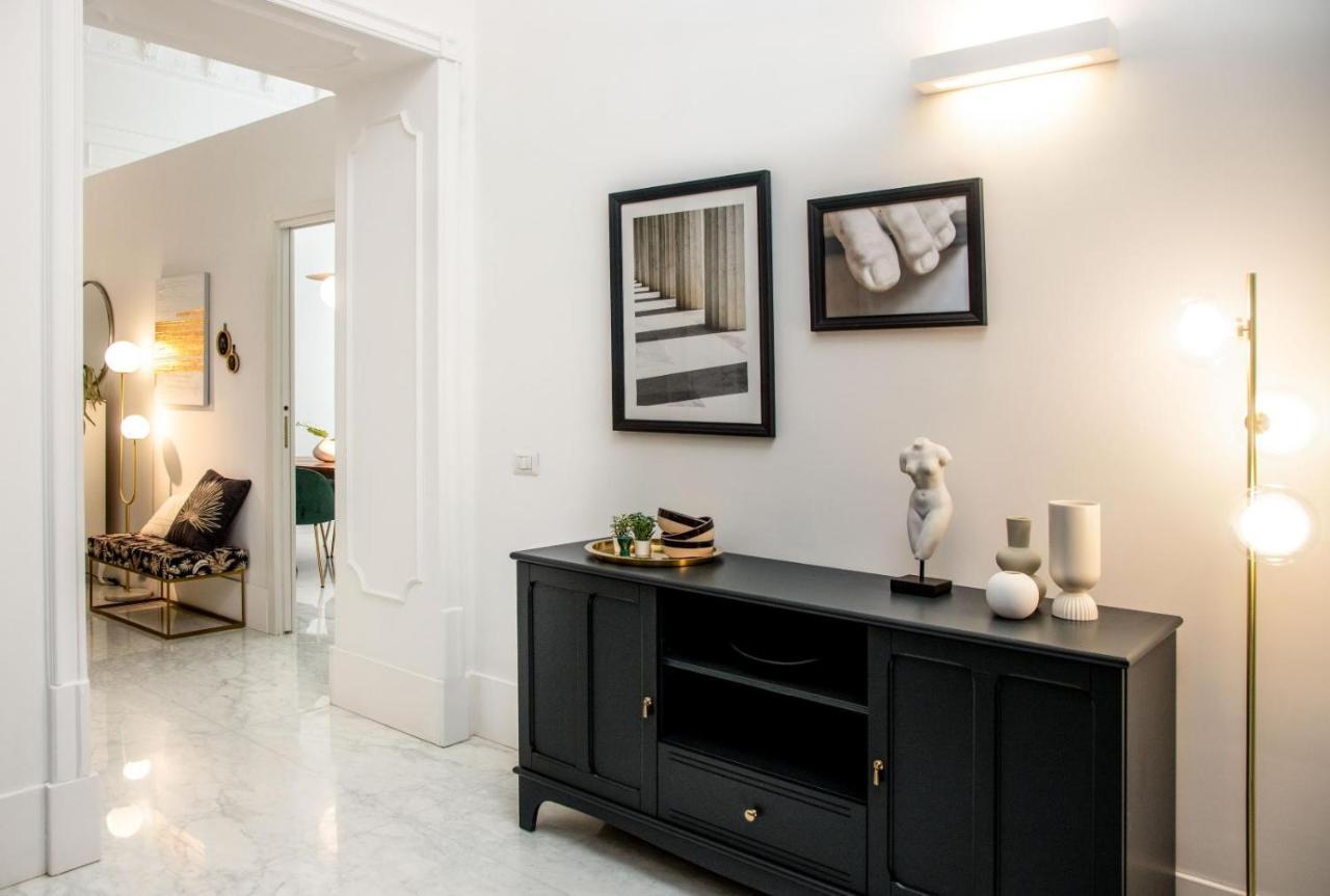 The Marble House - Luxury In - Family Appartamento Napoli